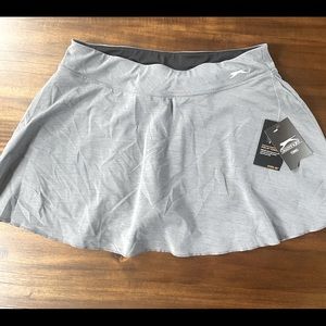 Slazenger Tennis Golf Skort NEW Size L